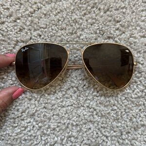 Ray-Ban Gold Frame Aviator Sunglasses